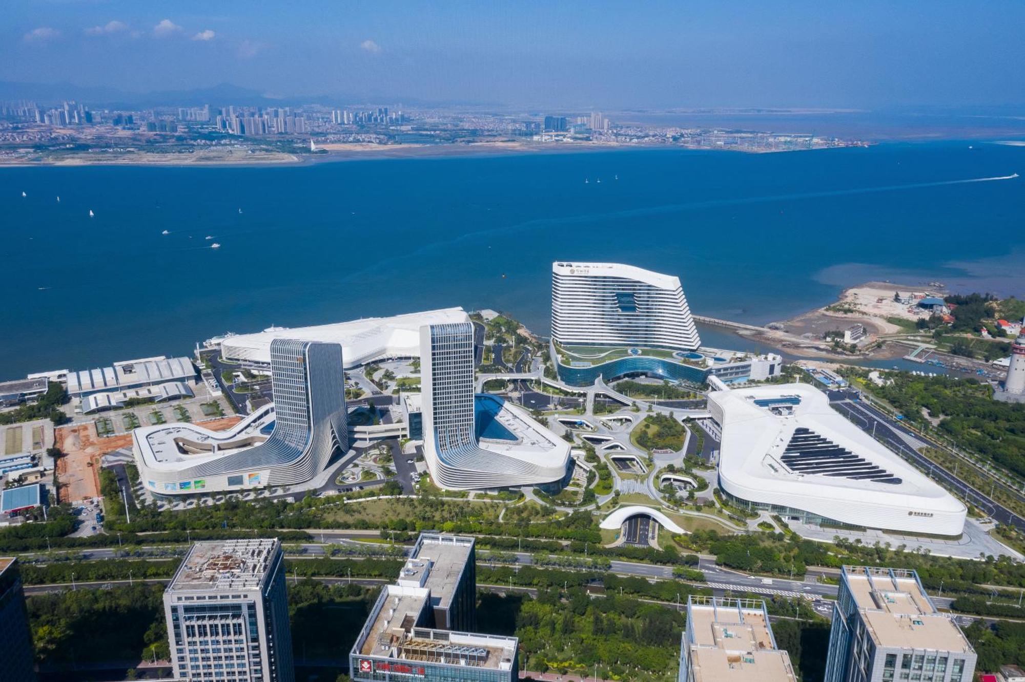 Fliport Wutong Hotel-Free Welcome Fruit & Near Exhibition Center Xiamen Bagian luar foto